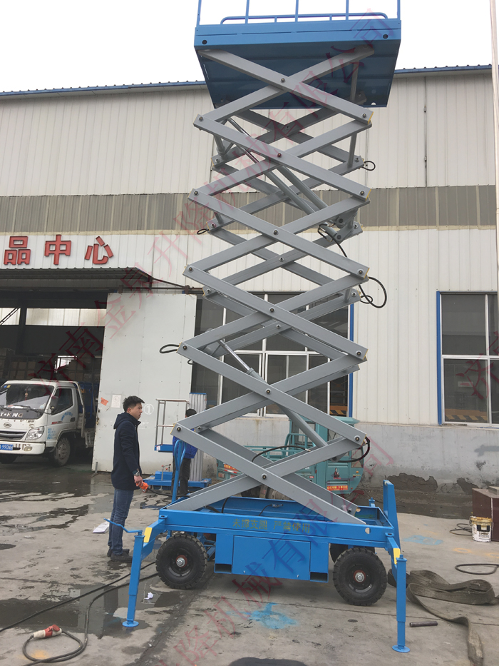 發(fā)廣東湛江2臺10m220v500kg移動(dòng)剪叉升降機(jī)